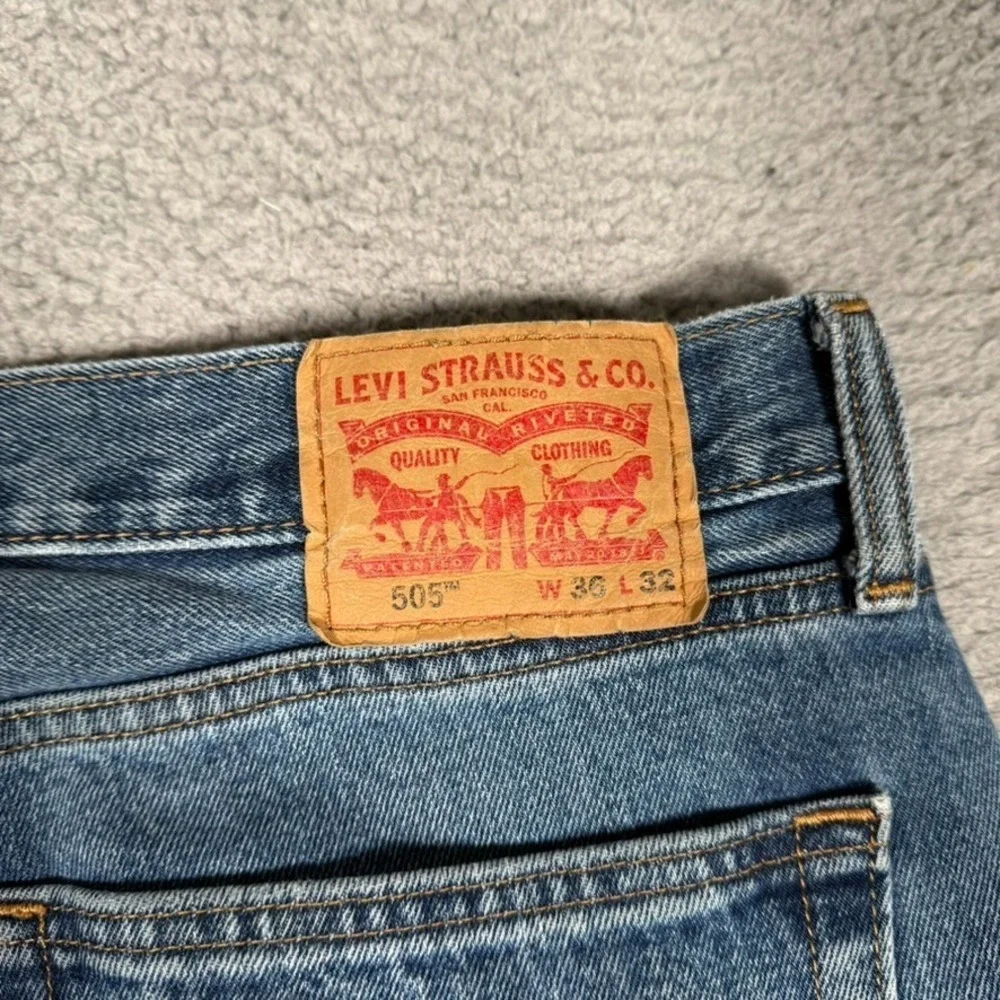 Levis Jeans Mens 36x30 Blue 505 Straight Fit Denim Casual Logo Preppy 5 Pocket